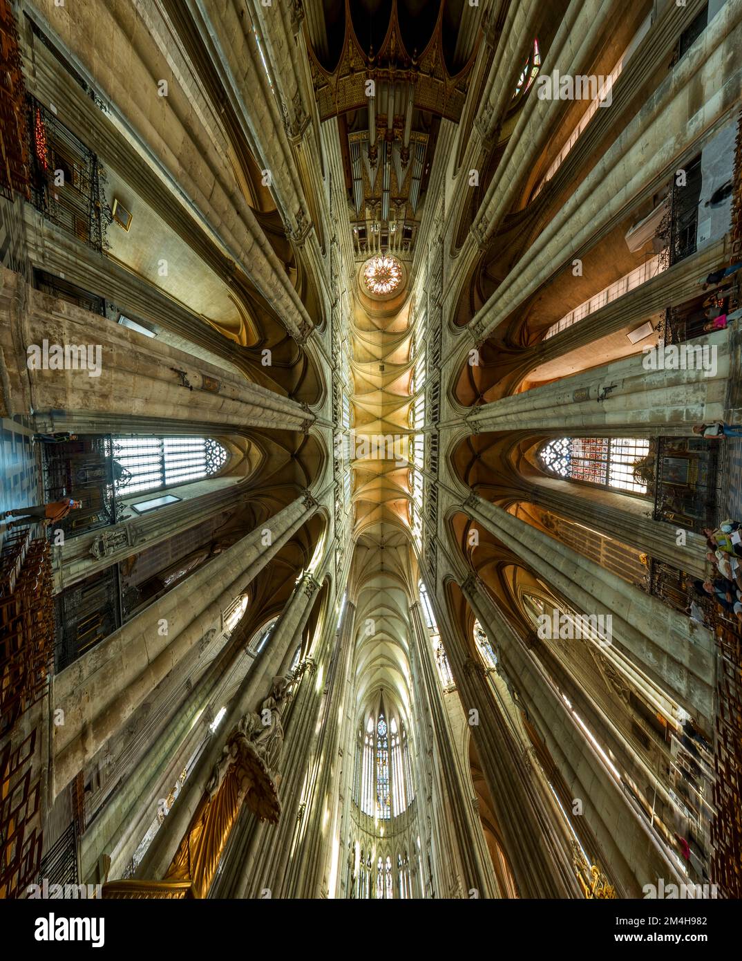 All'interno della cattedrale di Amiens, Francia Foto Stock