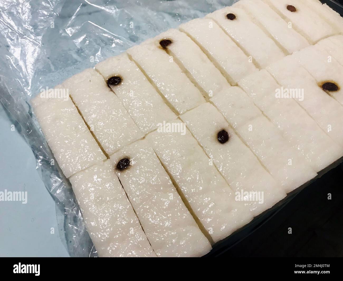 Tradizionale Sultteok coreano, torta di riso fermentato Foto Stock