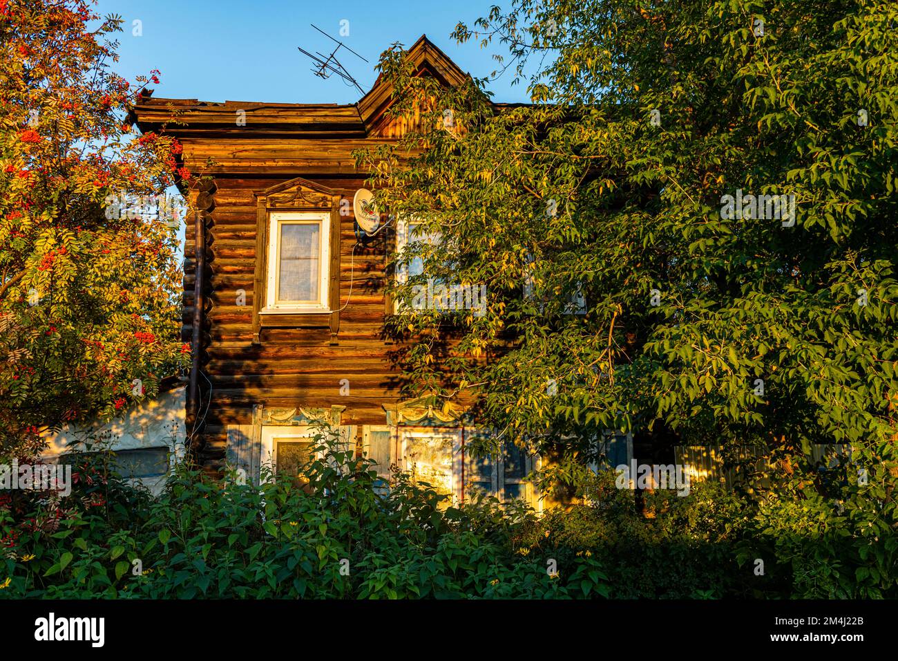 Casa di legno antica, Tomsk, Tomsk Oblast, Russia Foto Stock