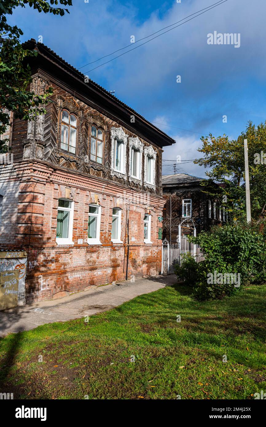 Casa di legno antica, Tomsk, Tomsk Oblast, Russia Foto Stock