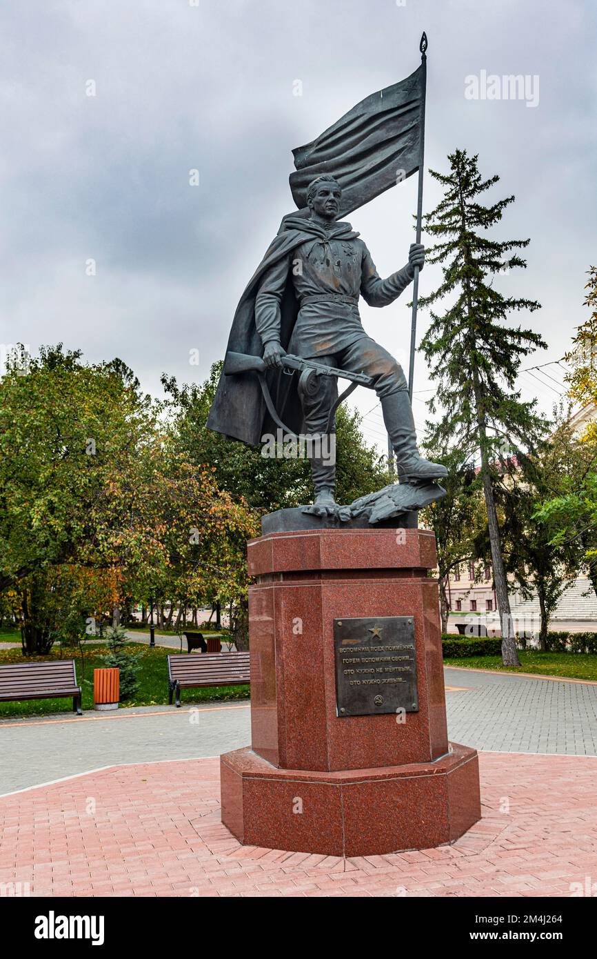 Statua dell'eroe, Tomsk, Tomsk Oblast, Russia Foto Stock