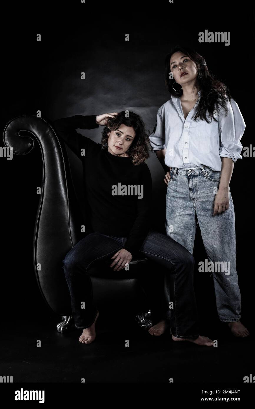 Due donne asiatiche, sorelle, fratelli coreani Foto Stock