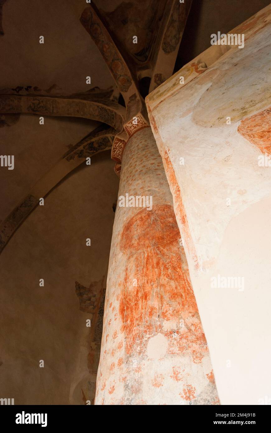 Pilastro centrale simile alla palma, che simboleggia San Baudilus. L''Eremo di San Baudelio de Berlanga è una chiesa dei primi del 11th° secolo. Lo è Foto Stock