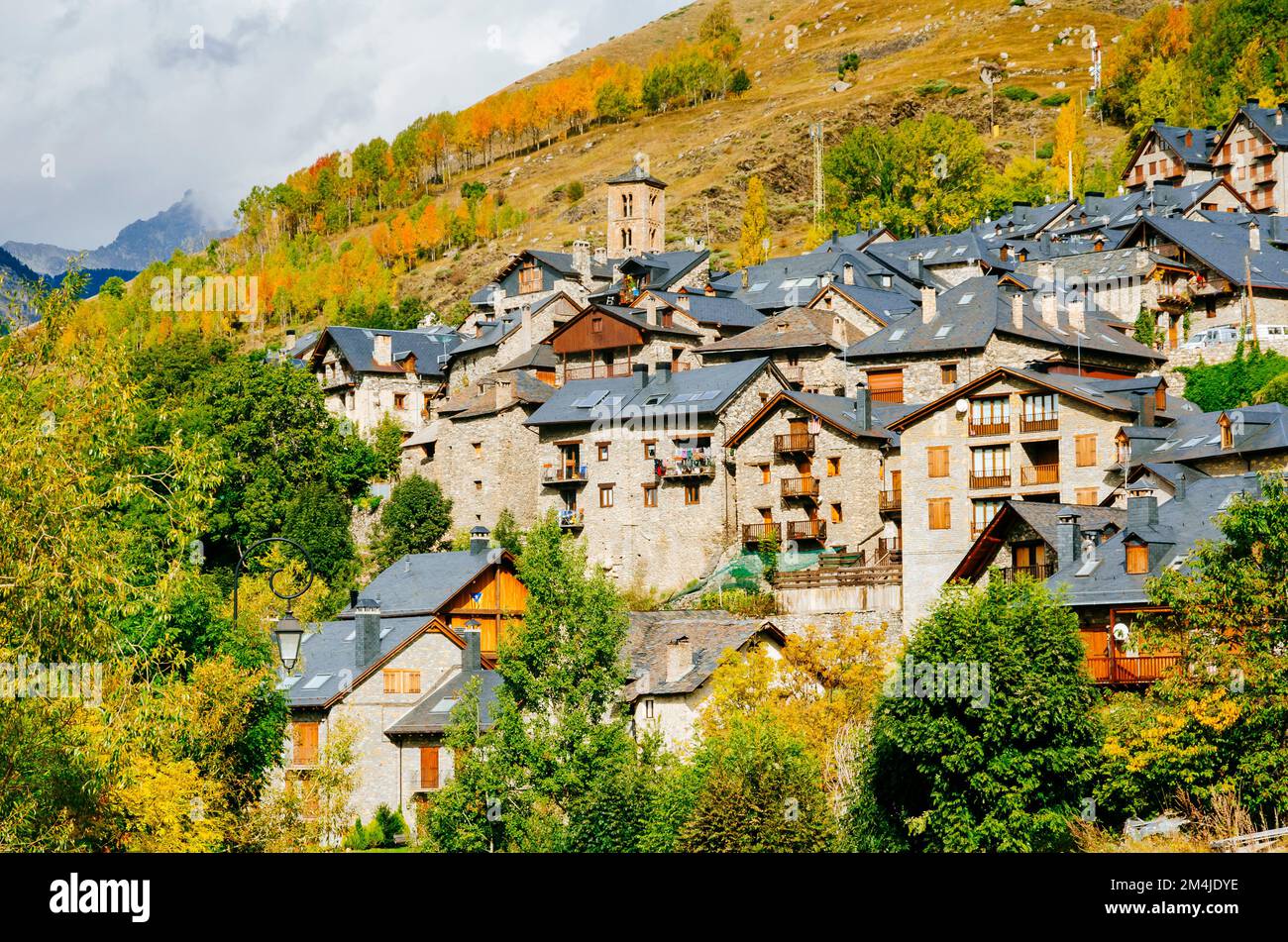 Taüll è una delle frazioni del comune di Vall de Boí nella comarca di alta Ribagora. Taüll, Vall de Boí, Lérida, Catalogna, Spagna, Europa. Foto Stock