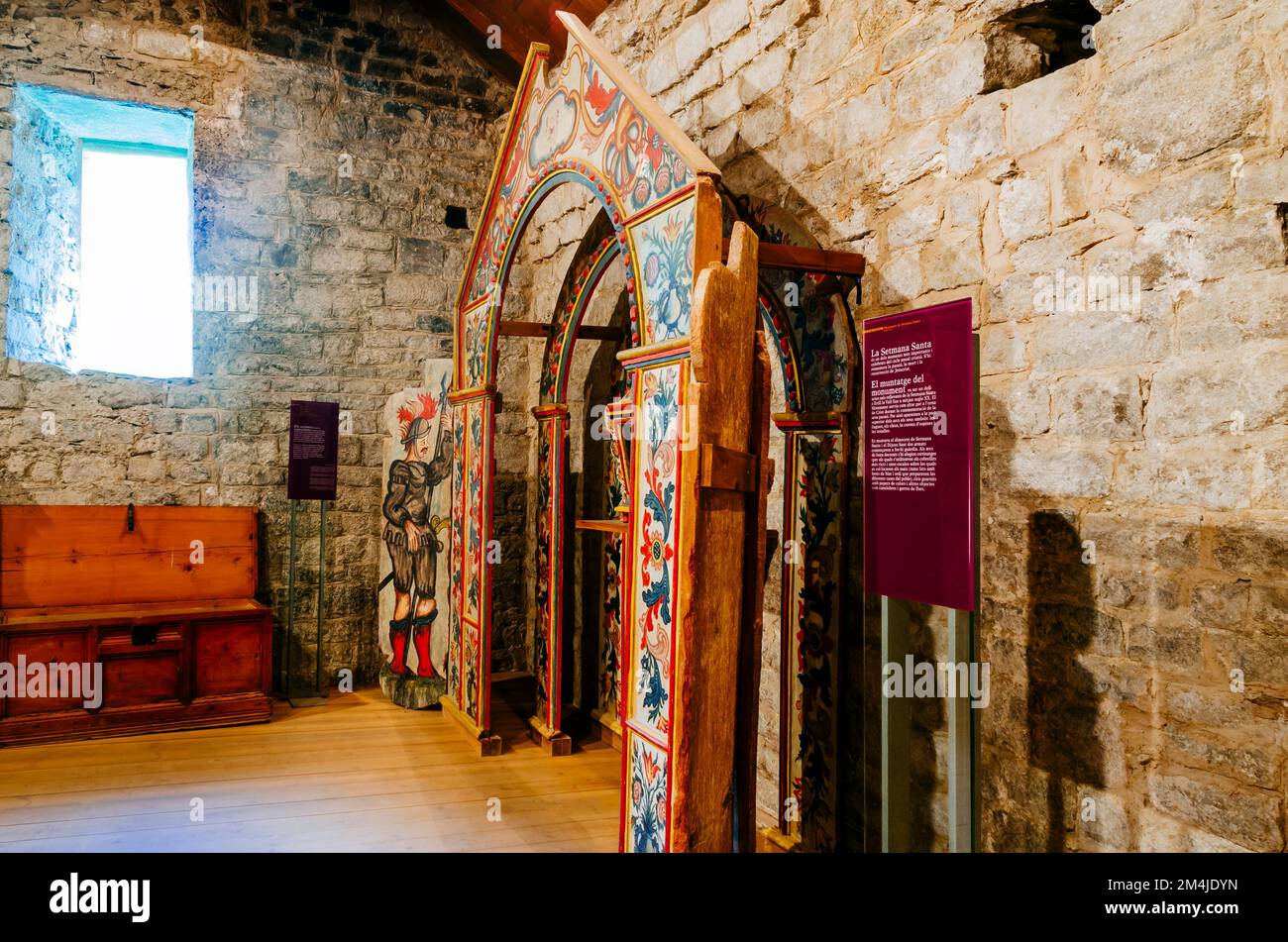 Interno, Chiesa di Santa Eulalia de Erill-la-Vall. Erill la Vall, Vall de Boí, Lérida, Catalogna, Spagna, Europa. Foto Stock