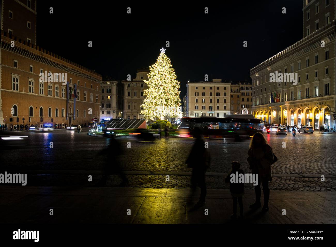 Natale albero di natale piazza venezia roma immagini e fotografie stock ad  alta risoluzione - Alamy