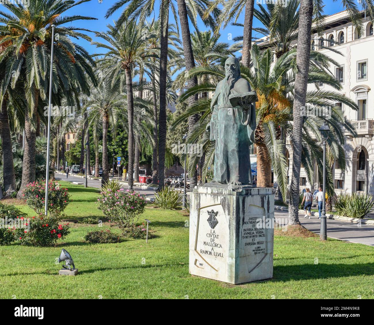 Palma de Mallorca, Spagna - 8 Nov, 2022: Monumento al filosofo, Raul Lullo Foto Stock