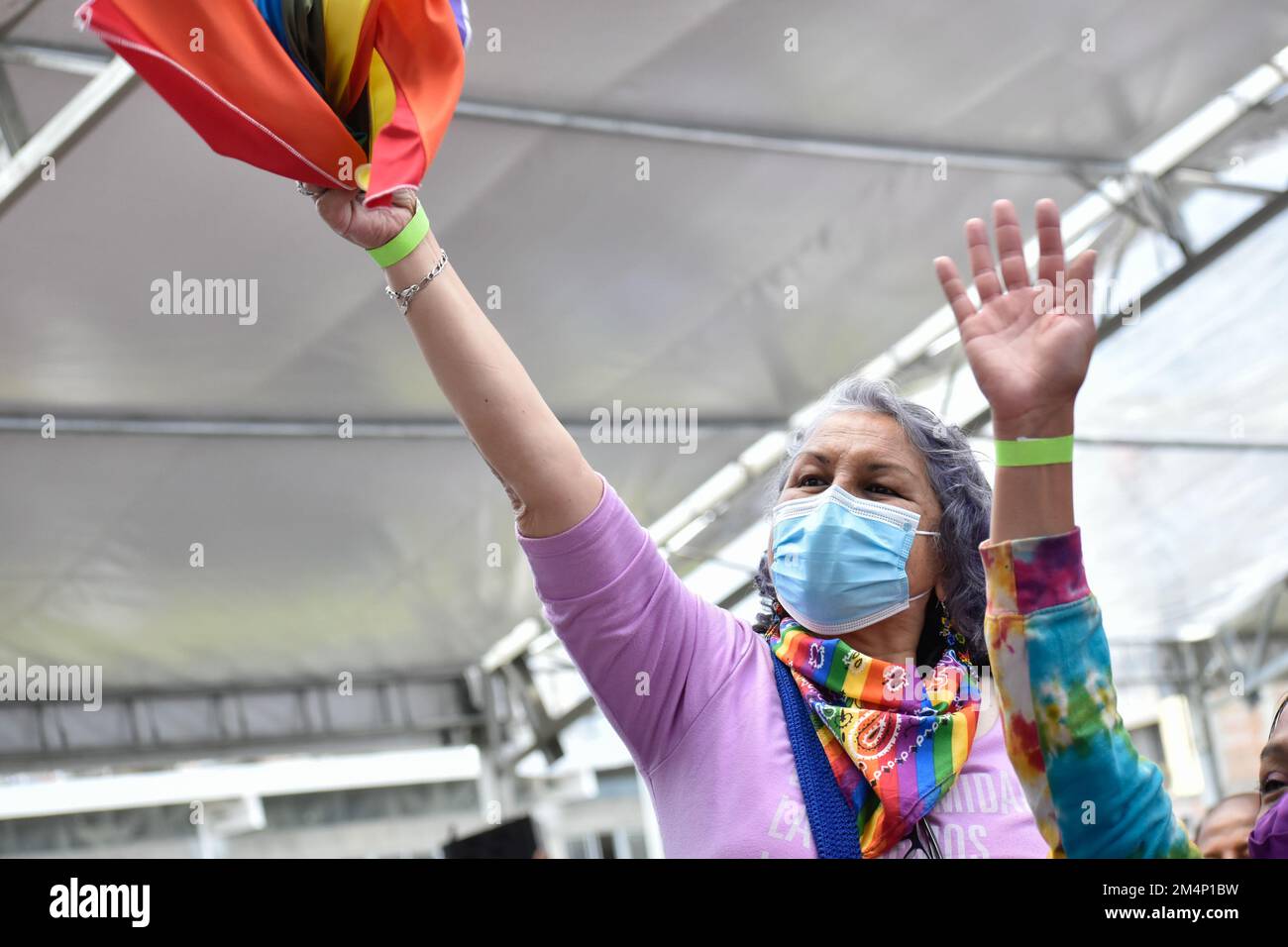 Persone provenienti da diversi luoghi del Departamento di Narino si sono riunite a pasto per l'installazione dei colloqui di pace regionali in Colombia, dove il Vice Presidente Francia Marquez Mina era presente a pasto, Narino - Colombia il 19 novembre 2022 Foto di: Camilo Erasso/Long Visual Press Foto Stock