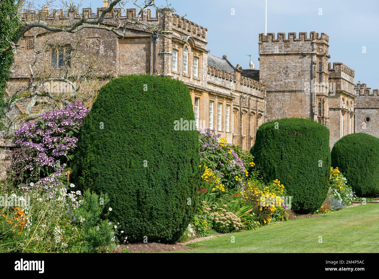 Chard.Somerset.United Kingdom.September 4th 2021.View of Forde Abbey in Somerset Foto Stock