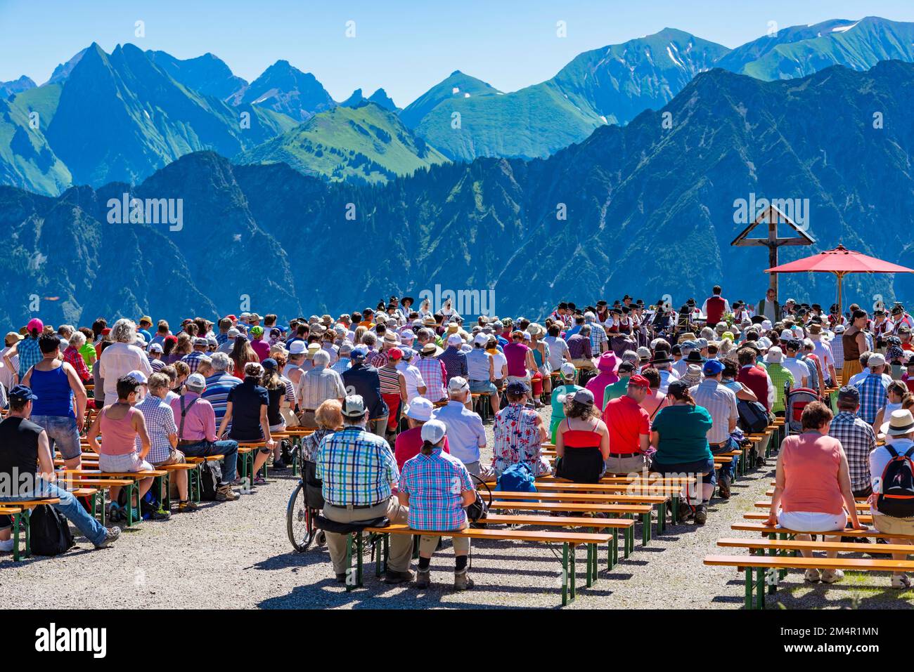 Servizio cristiano, massa montana sul Fellhorn, Alpi di Allgaeu, Allgaeu, Baviera, Germania Foto Stock