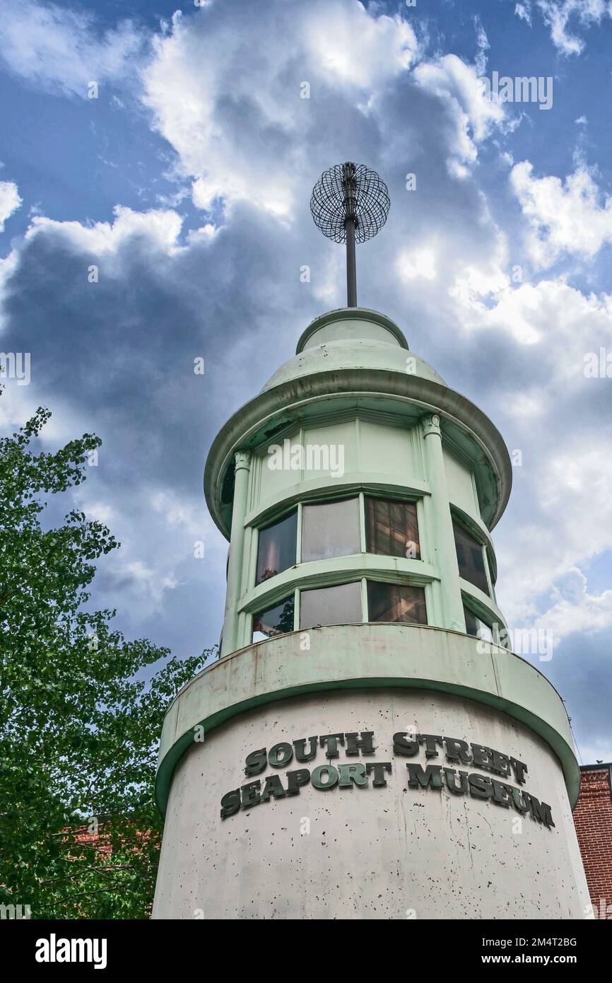 Torre del South Street Seaport Museum. New York, Stati Uniti Foto Stock