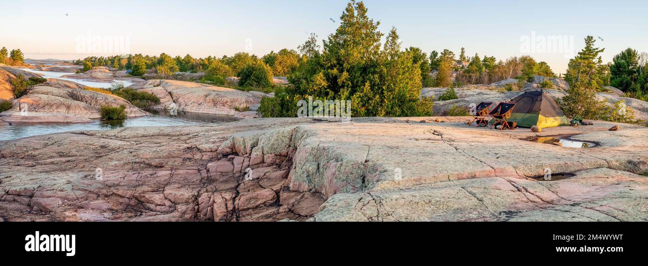 Campeggio su un'isola sulla Georgian Bay Foto Stock