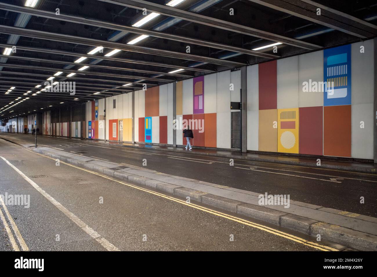 Il quartiere Culture Mile di Londra, che ospita il Barbican Centre, sede della London Symphony Orchestra e della Guildhall School of Music Foto Stock