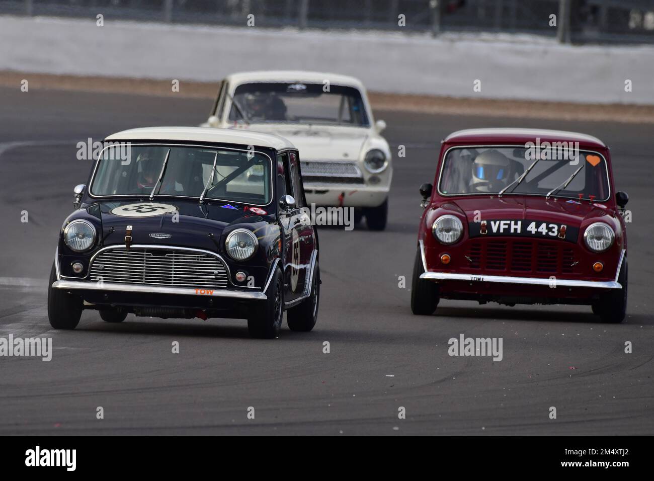 Jeff Smith, Austin Mini Cooper S, Aaron Smith, Austin Mini Cooper S, Adrian Flux Trophy for Transatlantic Pre ’66 Touring Cars, prevalentemente V8 Ameri Foto Stock