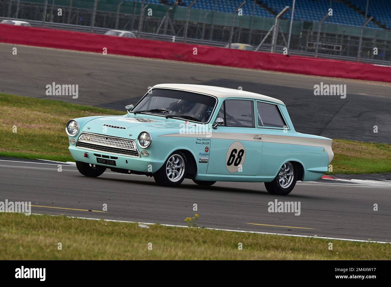 Patrick Shovlin, Ford Lotus Cortina, Adrian Flux Trophy per Transatlantic Pre ’66 Touring Cars, prevalentemente V8 americana contro gli stalwarts da corsa del Regno Unito Foto Stock