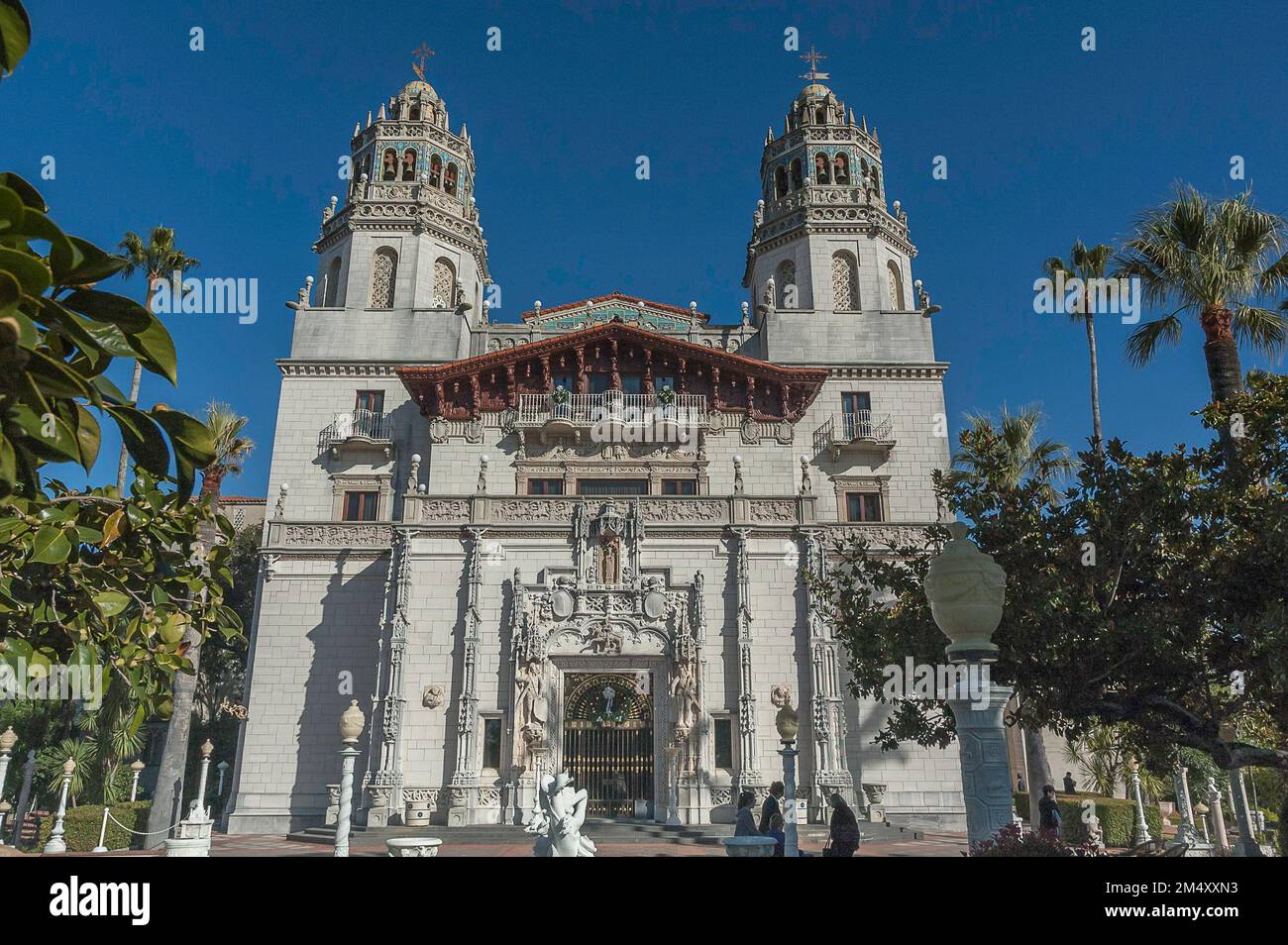 14 novembre 2011, San Simeon, CA, USA: Esterno dell'opulento Castello Hearst di San Simeon, CA. Foto Stock