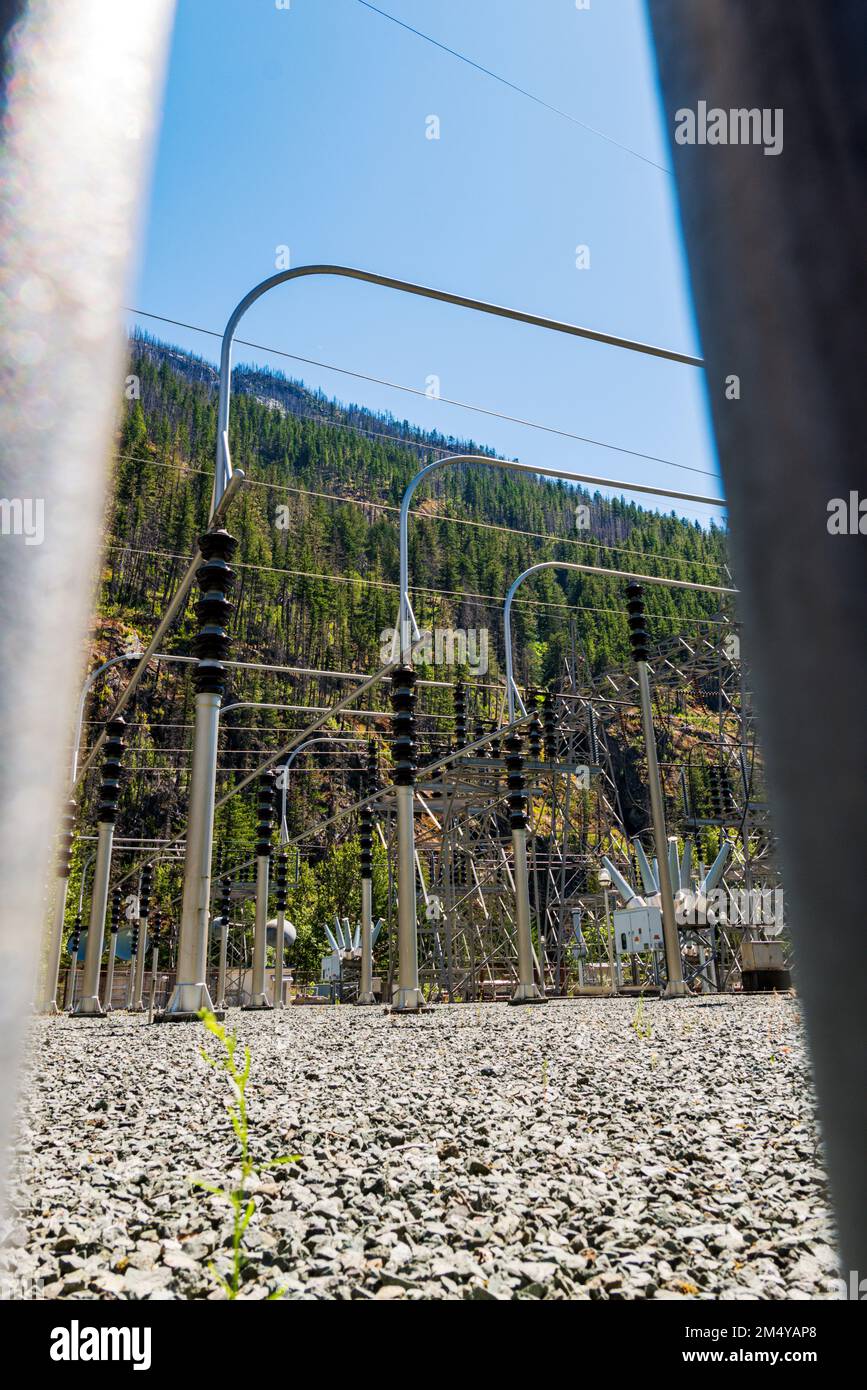 Campo di trasmissione elettrica; Gorge Dam; Skagit River; North Cascades National Park; Washington state: USA Foto Stock