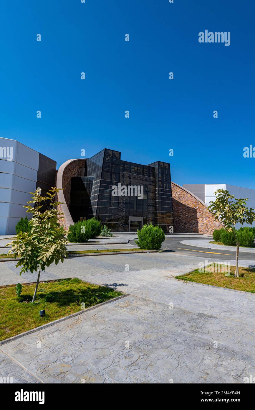 Moderno museo regionale presso il sito archeologico di al Ukhdud, Najran, Regno dell'Arabia Saudita Foto Stock
