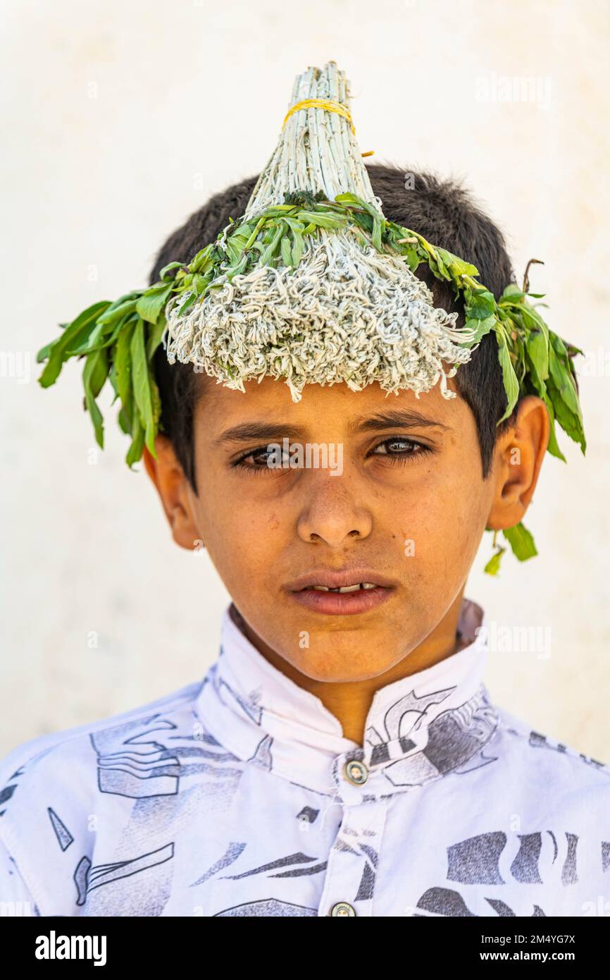 Ragazzi della tribù dei fiori Qahtani ASiR, Regno dell'Arabia Saudita Foto Stock