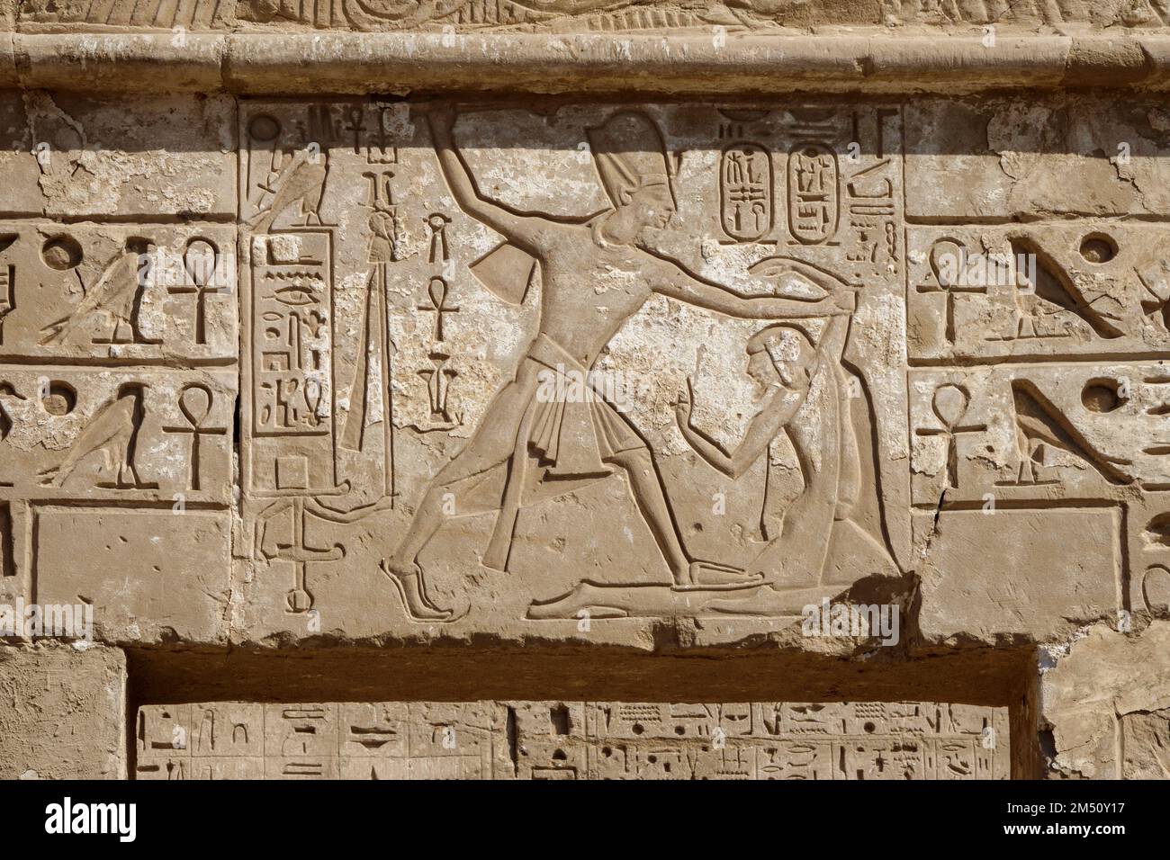 Il Tempio di Medinet Habu, Cisgiordania del Nilo Luxor, Egitto Foto Stock