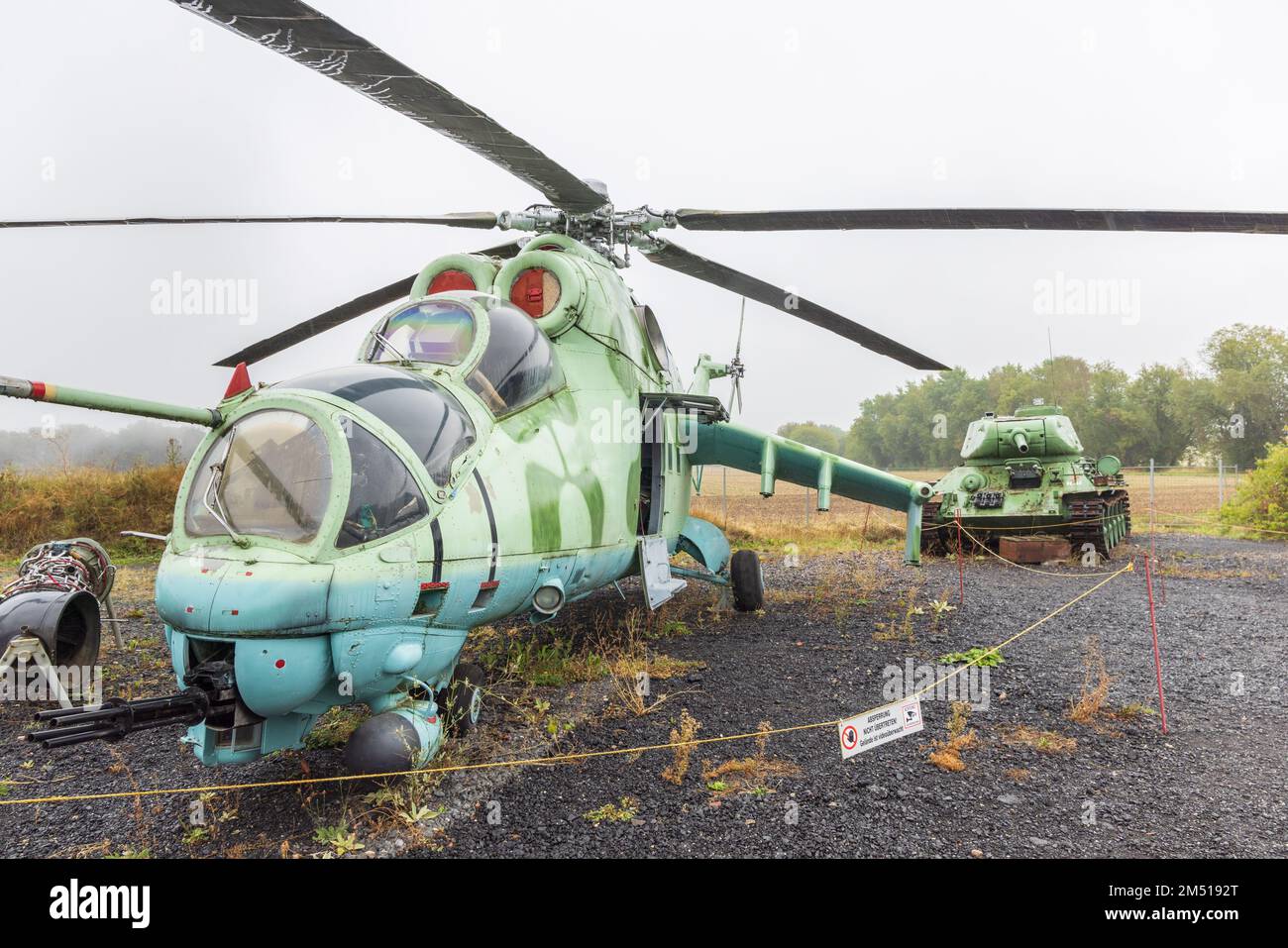 Eichsveld, Germania - 14 settembre 2022: Elicottero Dragonfly da WOII nel museo di confine Schifflersgrund a Green Belt ad Asbach-Sickenberg a Eichsveld Thuringen in Germania Foto Stock
