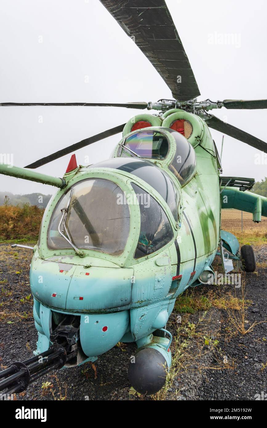 Eichsveld, Germania - 14 settembre 2022: Elicottero Dragonfly da WOII nel museo di confine Schifflersgrund a Green Belt ad Asbach-Sickenberg a Eichsveld Thuringen in Germania Foto Stock