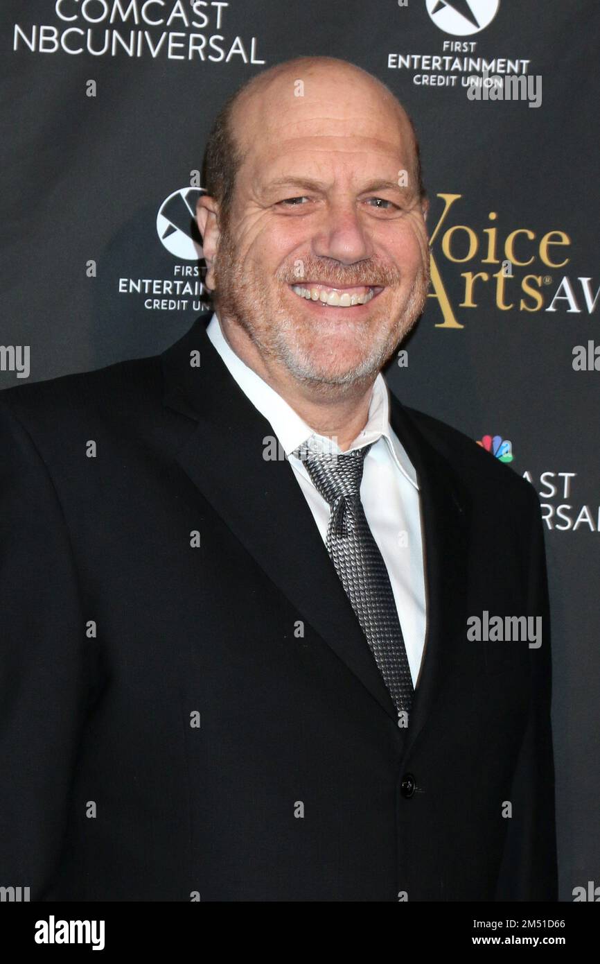 LOS ANGELES - DEC 18: Ron Myers al Voice Arts Awards allo Steven J. Ross Theatre - Warner Brothers Studios il 18 dicembre 2022 a Burbank, CA (Foto di Katrina Jordan/Sipa USA) Foto Stock