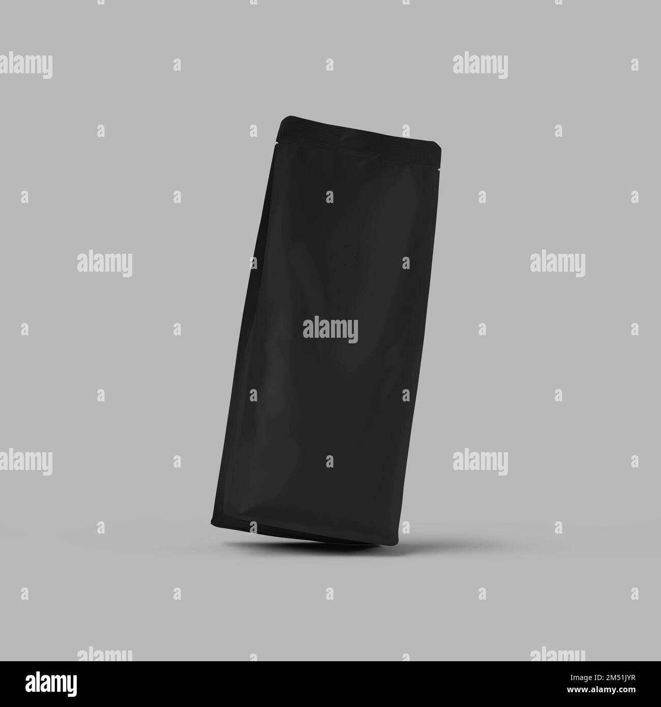 Fazzoletto nero per imballo, sacchetto per tè, caffè, aroma, prodotto sfuso, isolato sullo sfondo. Modello di imballaggio stabile, per il branding, il design. Vuoto Foto Stock