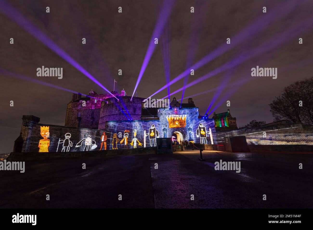 Castello di luce di Edimburgo. Fantastico display laser e luminoso. Foto Stock