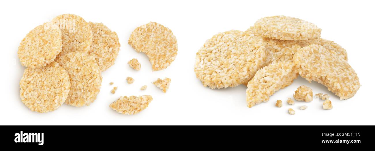 biscotti di cocco con semi di lino bianco e miele isolato su sfondo bianco. Cibo sano. Vista dall'alto. Disposizione piatta Foto Stock