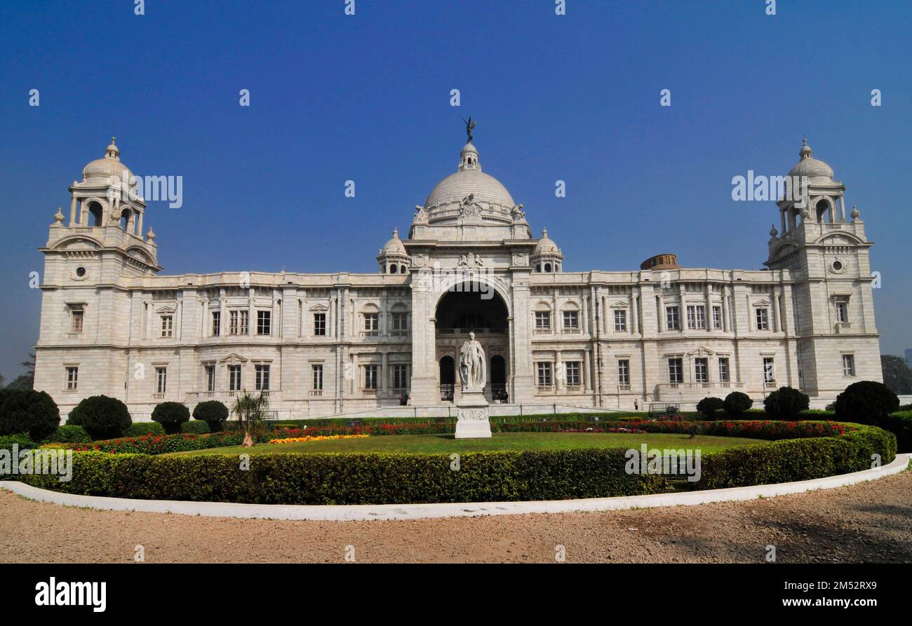 L'iconico monumento commemorativo della Regina Vittoria al Maidan, Kolkata, Bengala Occidentale, India. Foto Stock