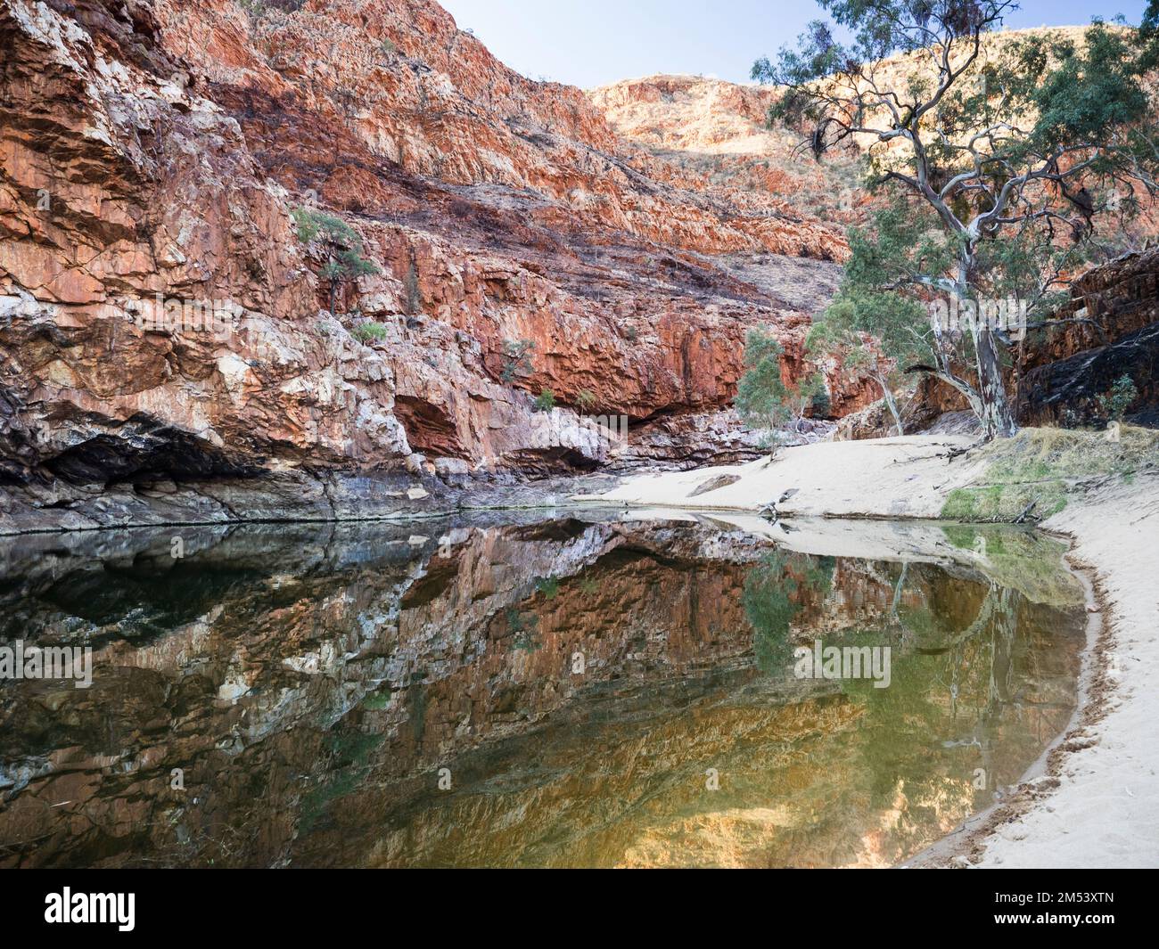 Piscina, Ormiston Gorge, West Macdonnell (Tjoritja) National Park, Northern Territory, Australia Foto Stock