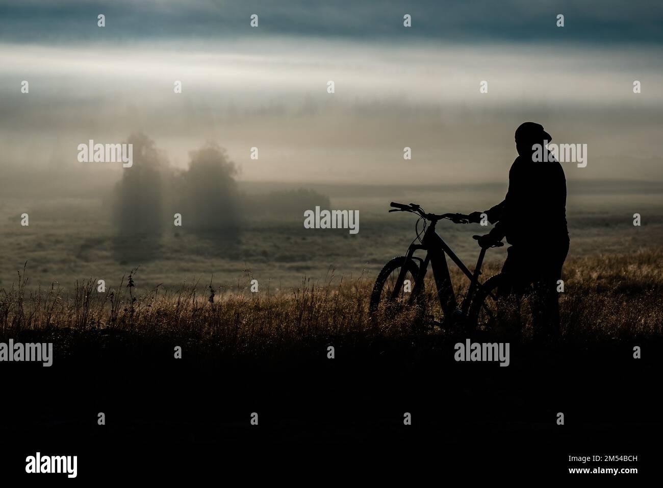 Azione, attivo, attività, avventura, background, bella, bicicletta, bicicletta, biker, bicicletta, ciclo, ciclista, discesa, attrezzatura, esercizio, estrema Foto Stock