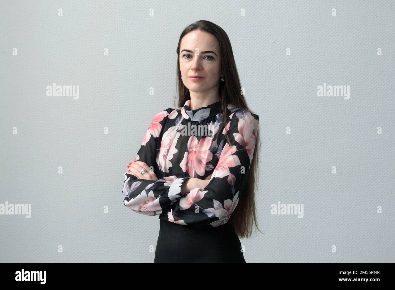 KIEV, UCRAINA - 26 DICEMBRE 2022 - Capo del Centro per le libertà civili (CCL) Oleksandra Matviichuk è raffigurato durante la sua intervista per l'Ukrinf Foto Stock