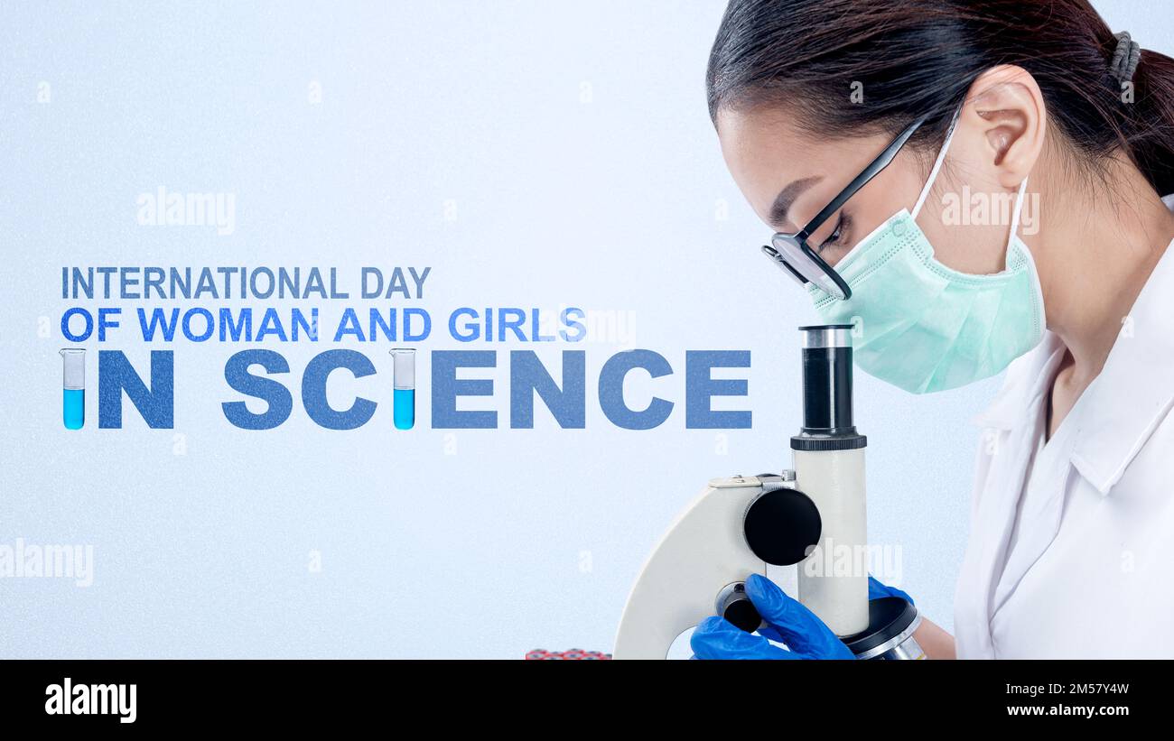 Gli scienziati asiatici utilizzano microscopi con sfondo colorato. Giornata Internazionale delle Donne e delle Ragazze nella Scienza Foto Stock