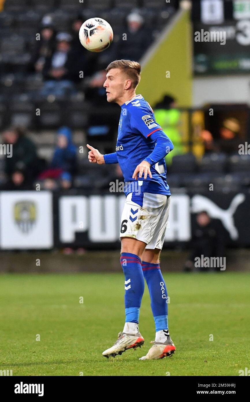 Nottingham, Regno Unito. 26th Dec 2022. Foto di azione stock di Mark Kitching of Oldham Athletic durante la partita della Vanarama National League tra Notts County e Oldham Athletic a Meadow Lane, Nottingham, lunedì 26th dicembre 2022. (Credit: Eddie Garvey | MI News) Credit: MI News & Sport /Alamy Live News Foto Stock