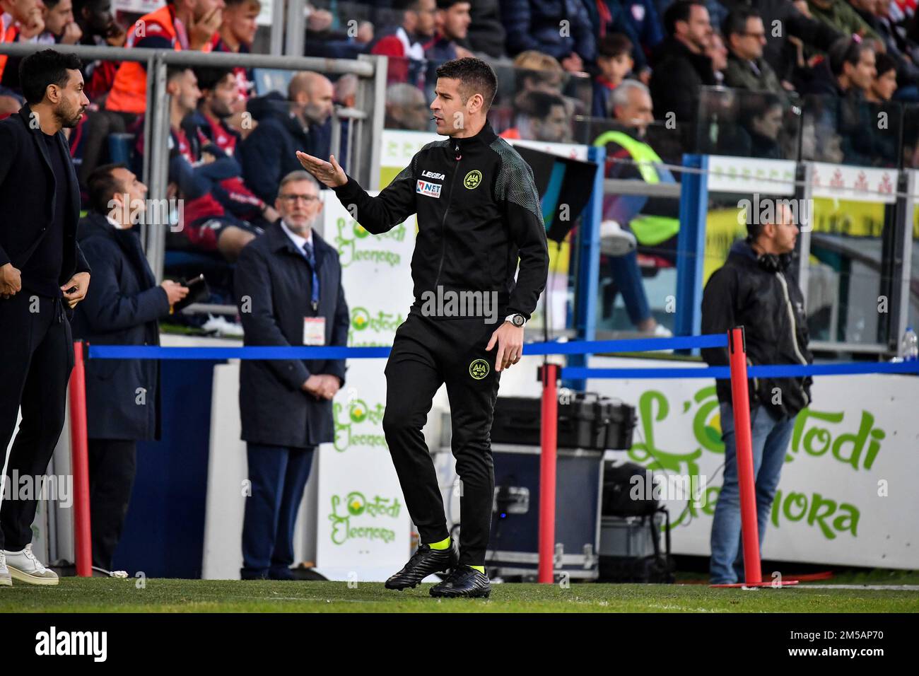 Cagliari, Cagliari, Italia, 26 dicembre 2022, Giua, Arbitro, Referee, durante la partita di Calcio Italiana di Cagliari contro Cosenza Serie B. Foto Stock