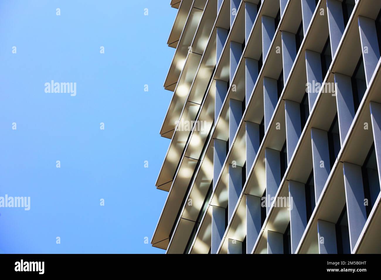 Una foto ravvicinata della parete esterna di un edificio tridimensionale Foto Stock