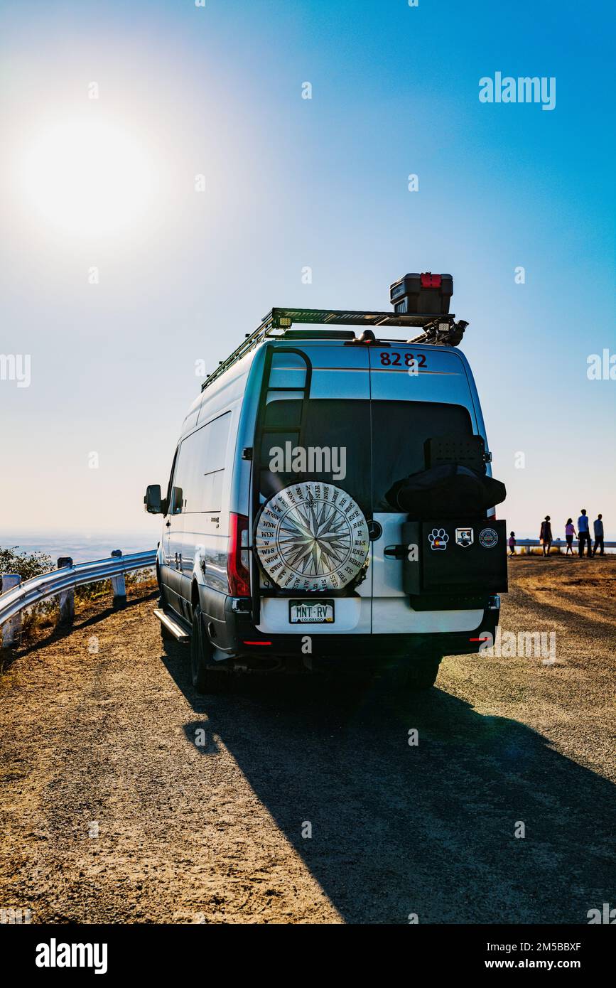 Airstream Interstate 24X 4WD campervan; Palouse Agricultural region; Washington; USA Foto Stock