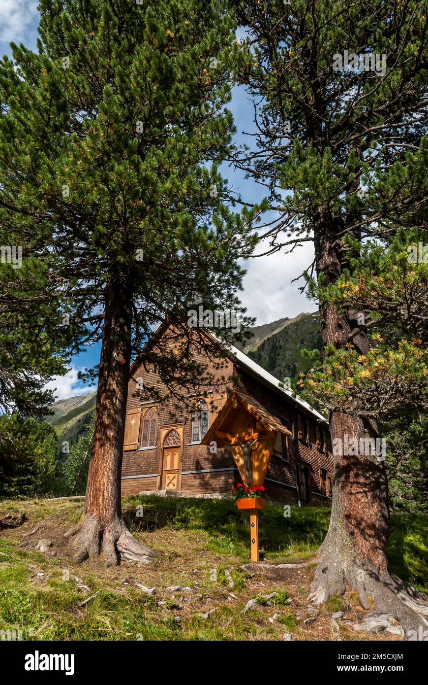 L'immagine è del Club Alpino Tedesco DAV Sektion Francoforte di proprietà del rifugio Gepatsch Haus nel gruppo delle Alpi Oetztal nel Tirolo austriaco, essendo una delle più antiche capanne DAV del Tirolo. Foto Stock