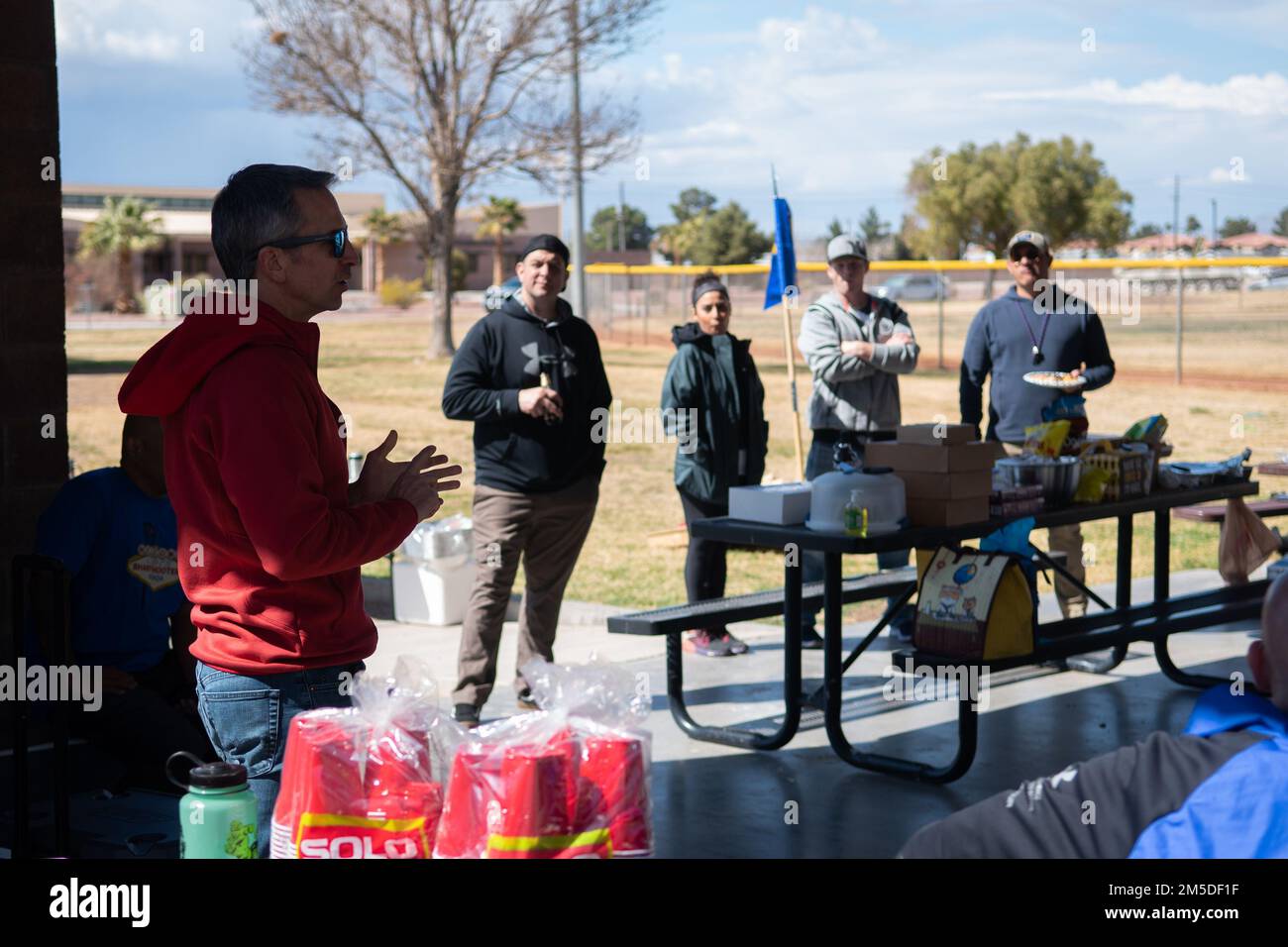 Il 232nd Combat Training Squadron ha celebrato la ridesignazione della loro unità al Freedom Park, Nellis AFB, Never. Il 4 marzo 2022. Il CTS 232nd è passato dal volo e dalla manutenzione di sistemi di aeromobili pilotati a distanza al supporto di test operativi e manutenzione di aeromobili F-22 e F-35. Foto Stock