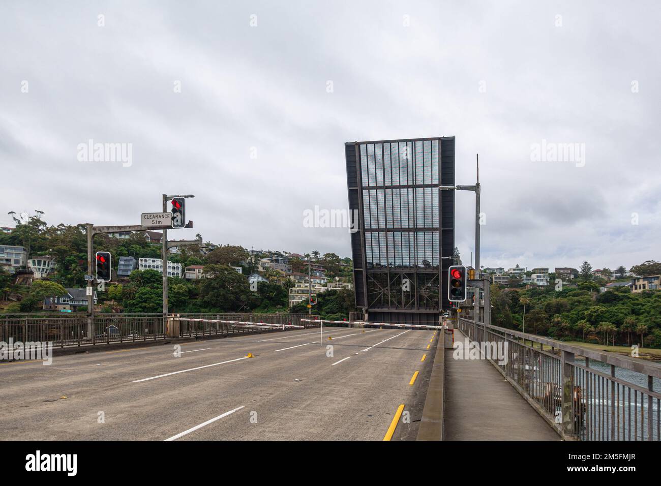 Lo Spit Bridge di Sydney, Australia, con il suo ponte di base aperto Foto Stock