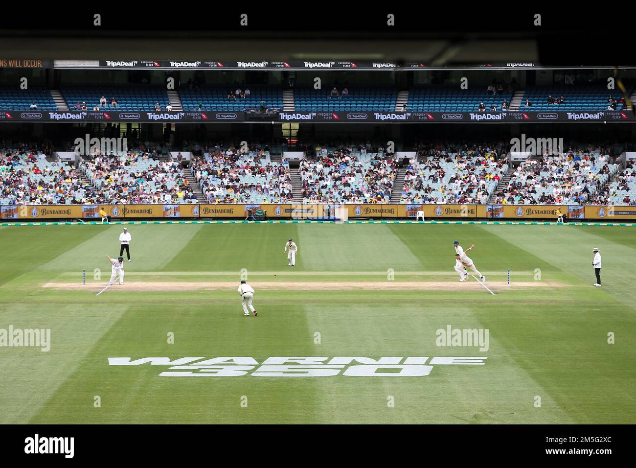 Melbourne, Australia, 29 dicembre 2022. Una veduta del campo e del Memoriale di Shane Warne durante il Boxing Day Test Match tra Australia e Sud Africa presso il Melbourne Cricket Ground il 29 dicembre 2022 a Melbourne, Australia. Credit: Dave Hewison/Speed Media/Alamy Live News Foto Stock