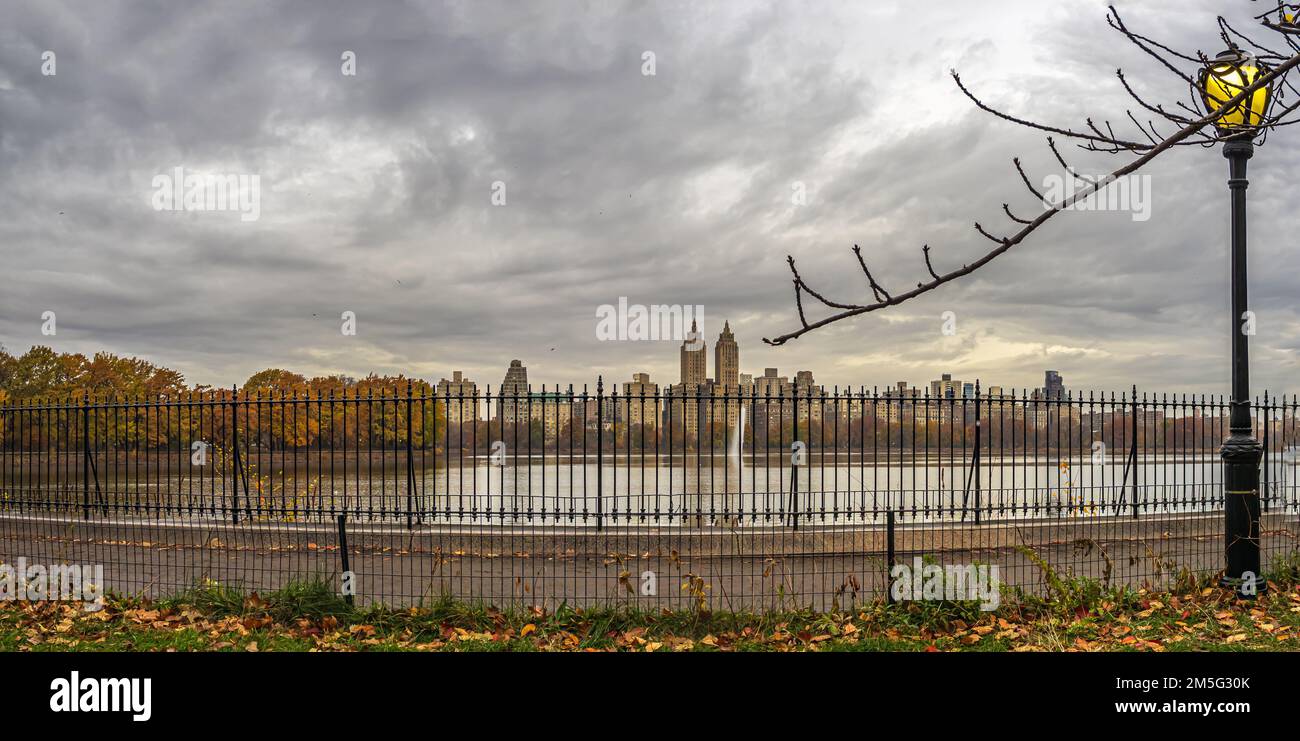 Jacqueline Kennedy Onassis serbatoio il Central Park il serbatoio Foto Stock