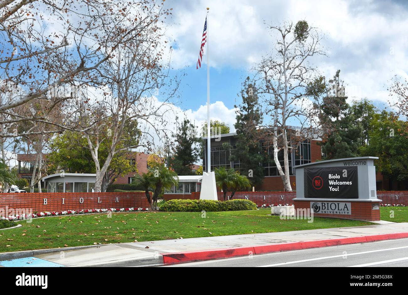 LA MIRADA, CALIFORNIA - 28 DEC 2022: L'Università di Biola è stata fondata nel 1908 come Istituto Biblico di Los Angeles. Foto Stock
