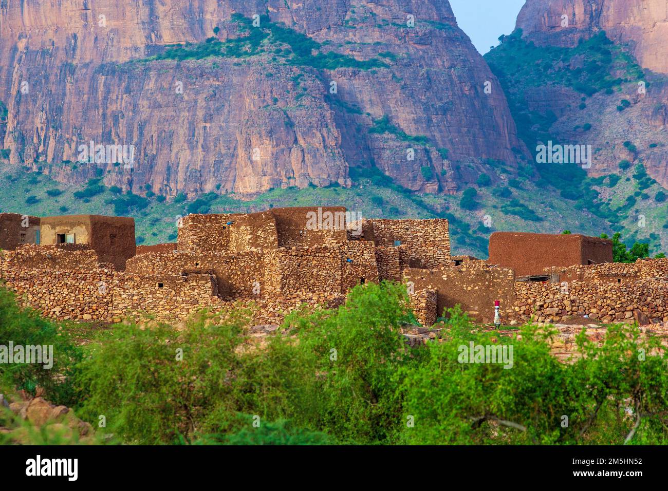 Rock costruito case nella zona di Hombori, Mali Foto Stock