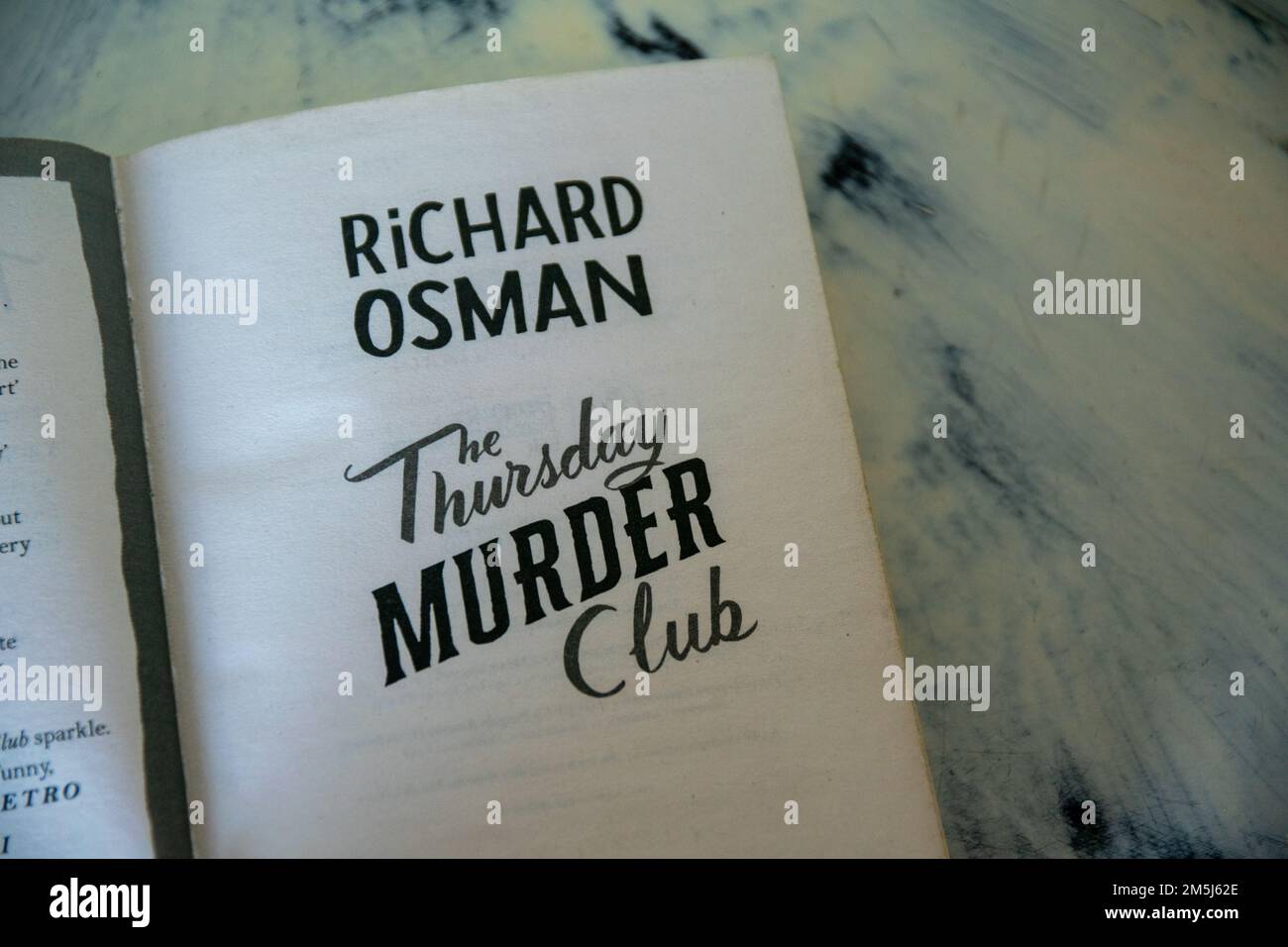 Durham, Regno Unito 29th dicembre 2022 Richard Osman 'The Thursday Murder Club', libro uno