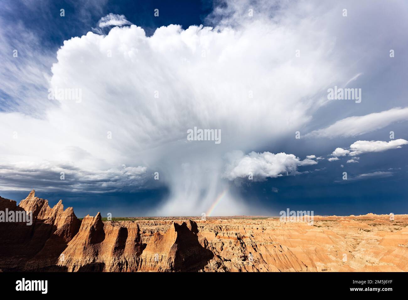 HailStorm sul Badlands National Park, South Dakota Foto Stock