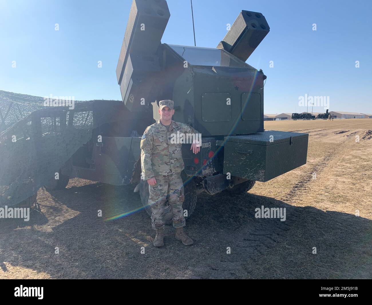 Il Capitano Jonathan Day, nativo di Augusta, Maine, si è laureato alla Cony High School Class del 2010. Si è laureato al Citadel Military College of South Carolina Class del 2014 dove ha guadagnato la sua commissione militare come Stati Uniti Ufficiale dell'esercito. Il Capt Day è attualmente dispiegato in Polonia a sostegno dell'Alleanza NATO. Foto Stock