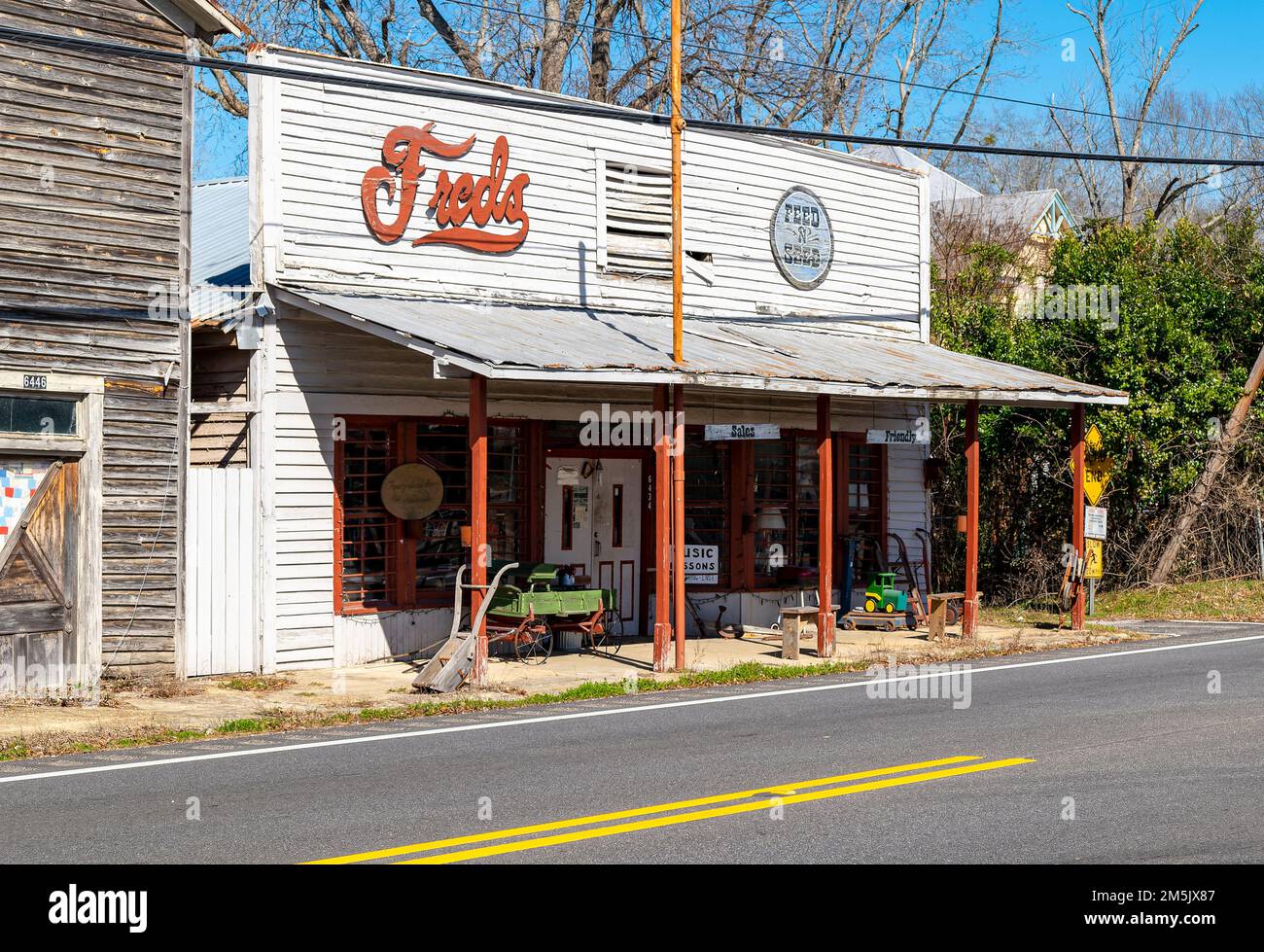 Fred's Feed e negozio di sementi nella campagna di Loachapoka, Alabama. Foto Stock